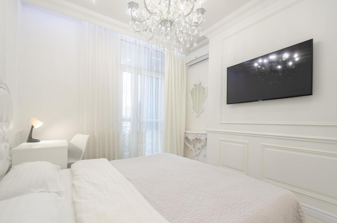 Petrovdom Apartments 10-353 In Rc Central Park, 7 John Mccain Street קייב מראה חיצוני תמונה